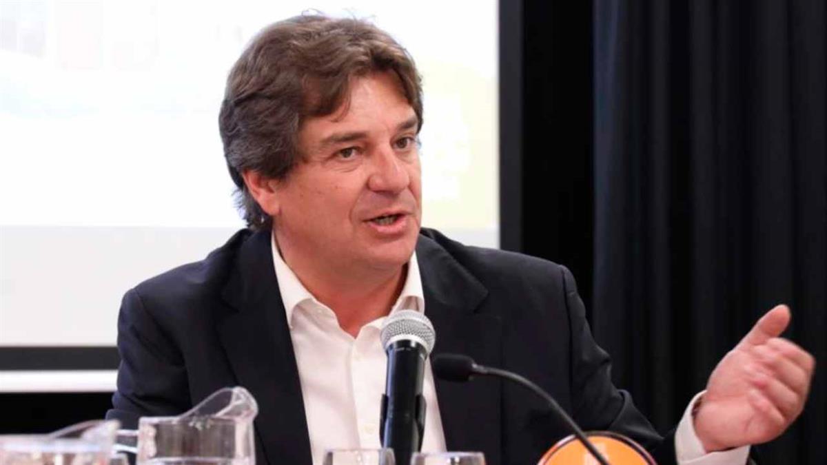 PSOE y Más Madrid, a favor de la modificación del ROM para evitar que los concejales mientan en sus currículums