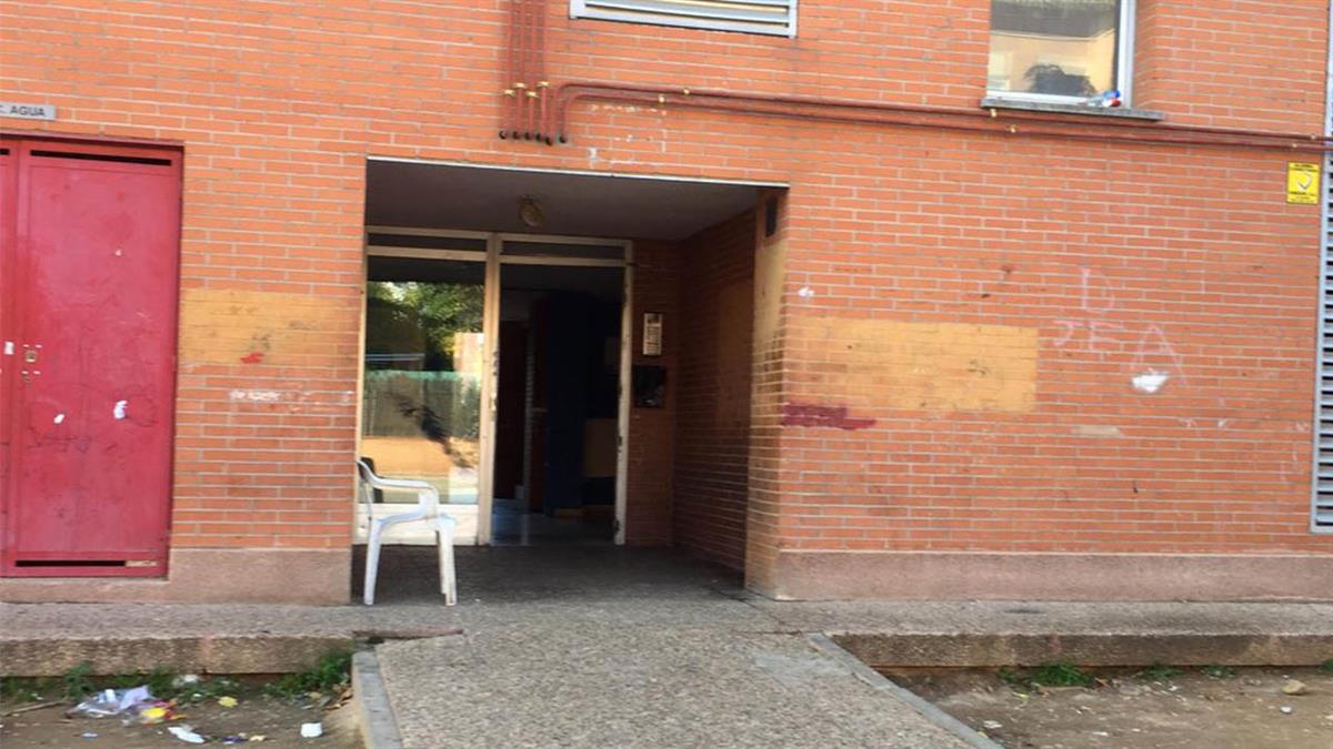 
Vecinos de la zona piden a las autoridades soluciones ante el malestar provocado por la existencia de viviendas okupadas 