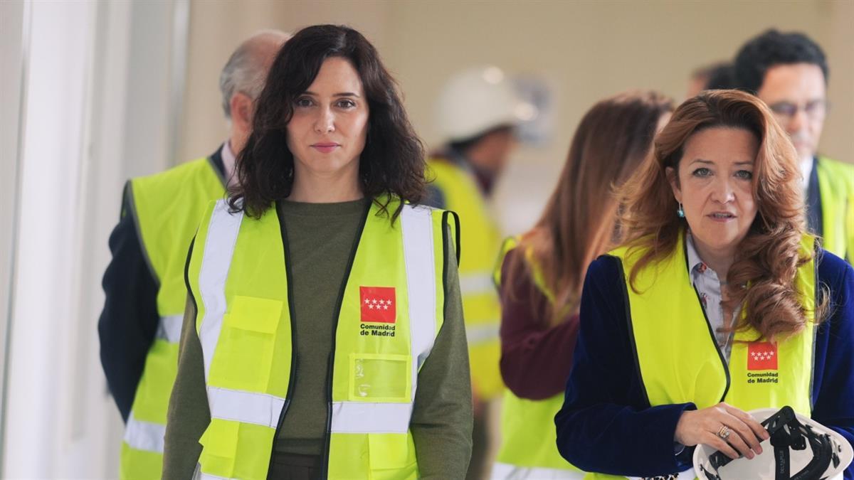 La ministra de Sanidad recuerda que la ley permite responsabilidades penales a quienes "se nieguen a cumplir resoluciones judiciales"