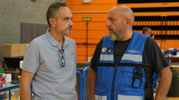 El Ayuntamiento habilita tres pabellones deportivos para alojar a los evacuados por los incendios registrados en la región
