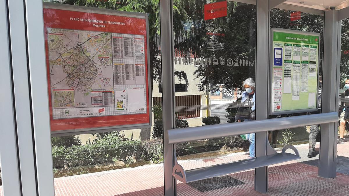 También se han ampliado las aceras e instalado varios pasos de peatones