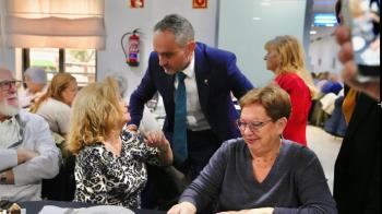 El Centro Municipal de Mayores Juan XXIII ha acogido este encuentro-desayuno 