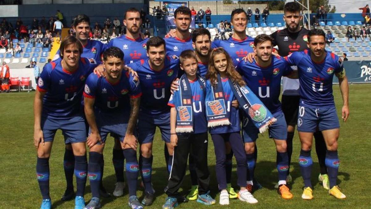 El conjunto azulón recibió este domingo en El Soto al Unión Adarve con el objetivo de sumar los tres puntos y hacer bueno el empate de la jornada anterior en O Vao.