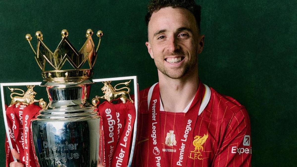 El futbolista del Liverpool ha muerto en un accidente de tráfico, junto a su hermano, en Zamora 