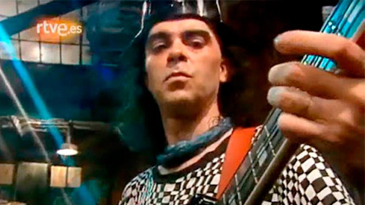 El músico formó parte de los tres primeros discos de la mítica banda de rock, disuelta en 2019