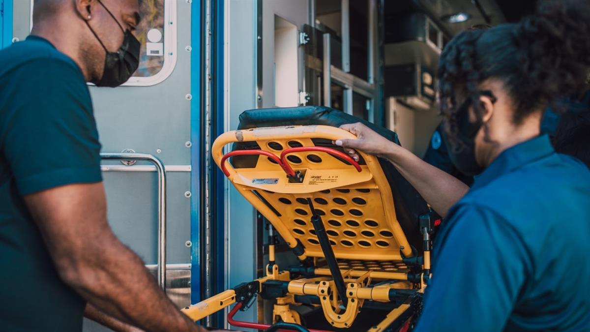 La ola de calor deja a varias personas en el hospital y se salda con la vida de tres trabajadores