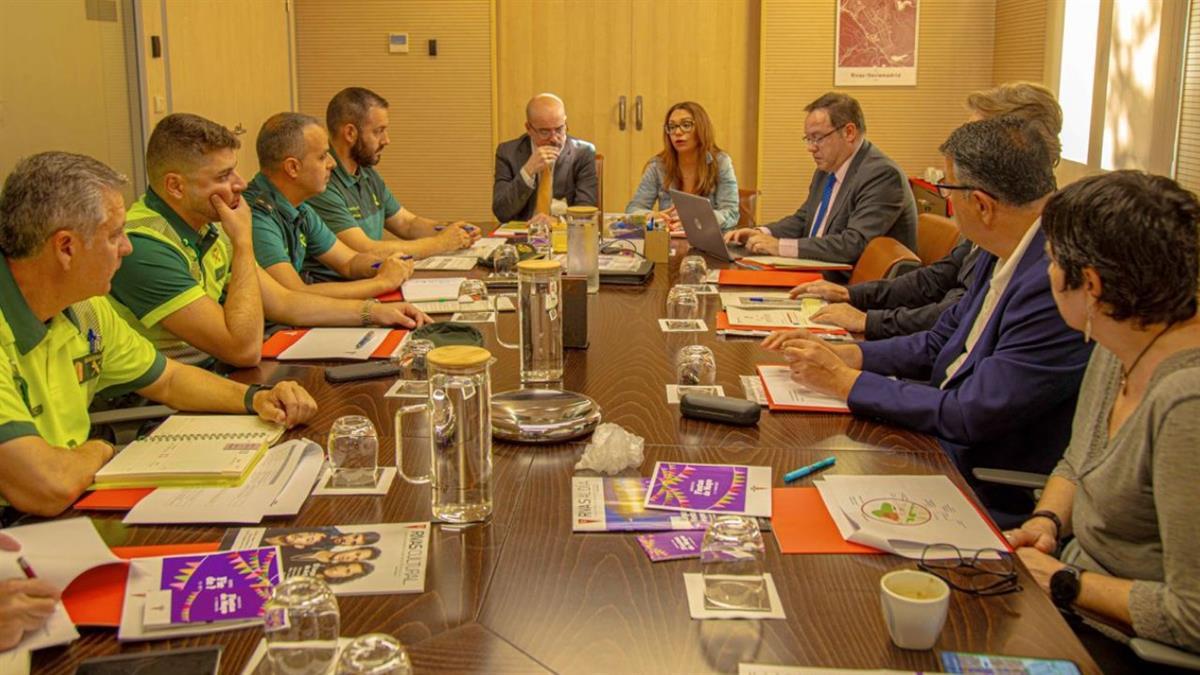 Cuando no quede más remedio, están los aparcamientos convencionales y disuasorios

