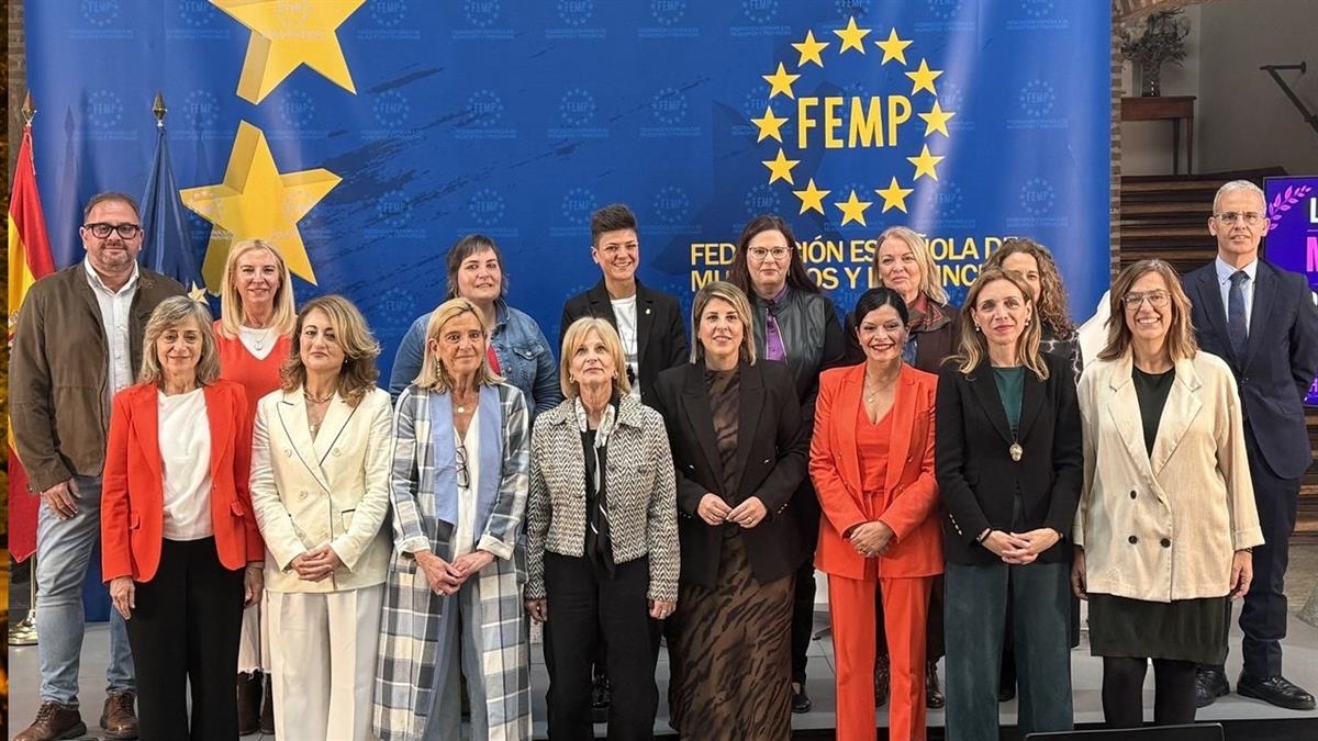 Mariola Vargas participa en la jornada “Liderazgo de la mujer en la política en pequeños y medianos municipios”