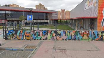 Los jóvenes podrán participar en el mural de graffiti que decorará el espacio