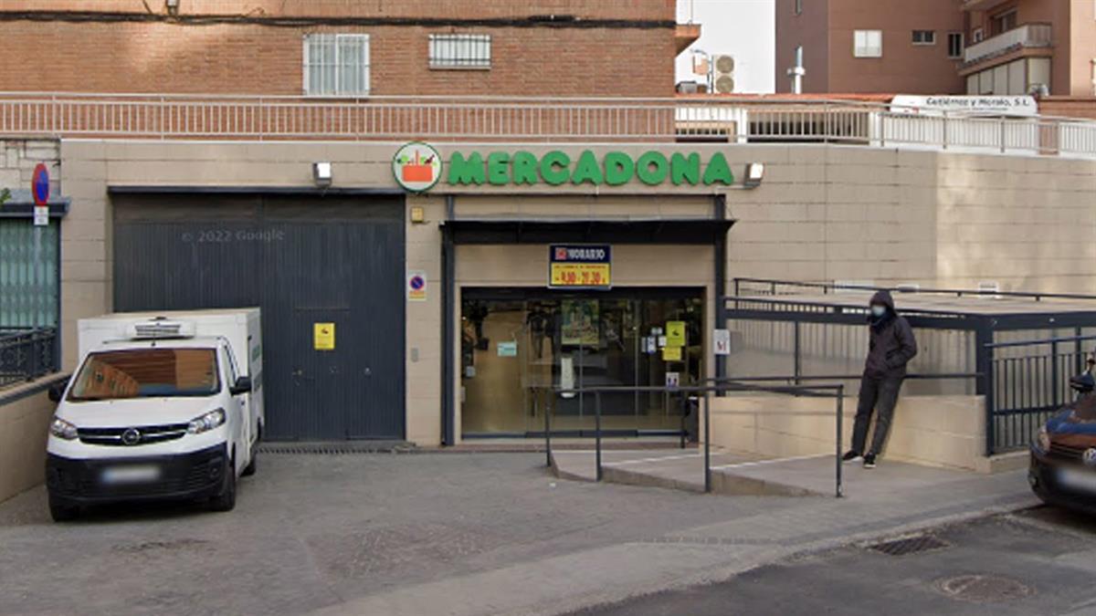 Se ha convocado una concentración, "No al cierre de Mercadona", el próximo viernes 20 de mayo a las 20:00 a las puertas de la tienda