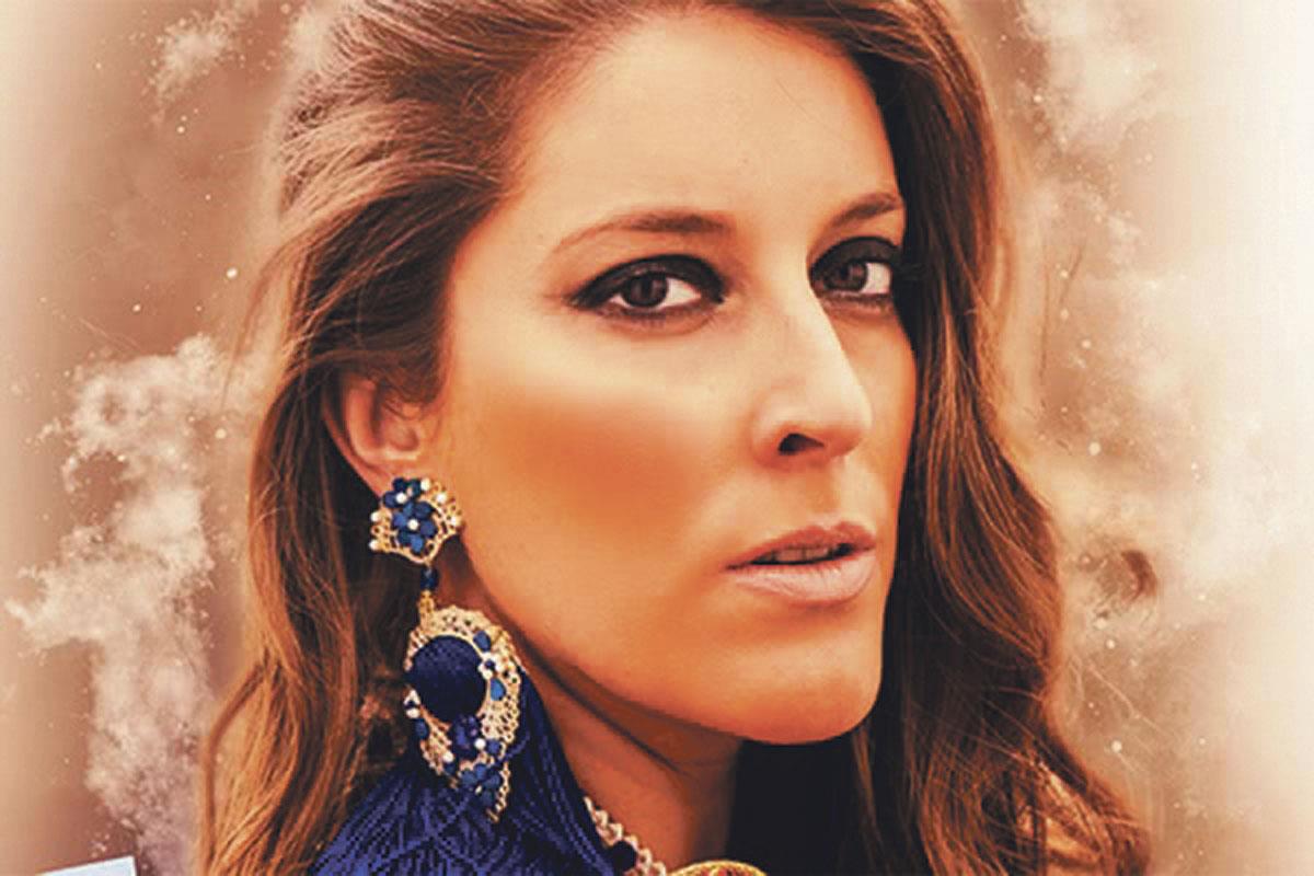 El 17 de octubre, con la actuación de la cantaora Argentina, en la Casa de la Cultura Carmen Conde