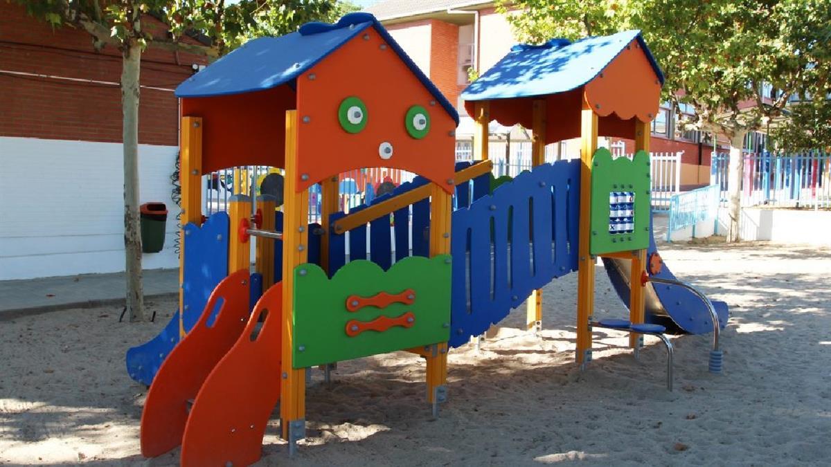 El Ayuntamiento lanza una nueva convocatoria de estas becas pensadas para ayudar a la economía familiar de los galapagueños