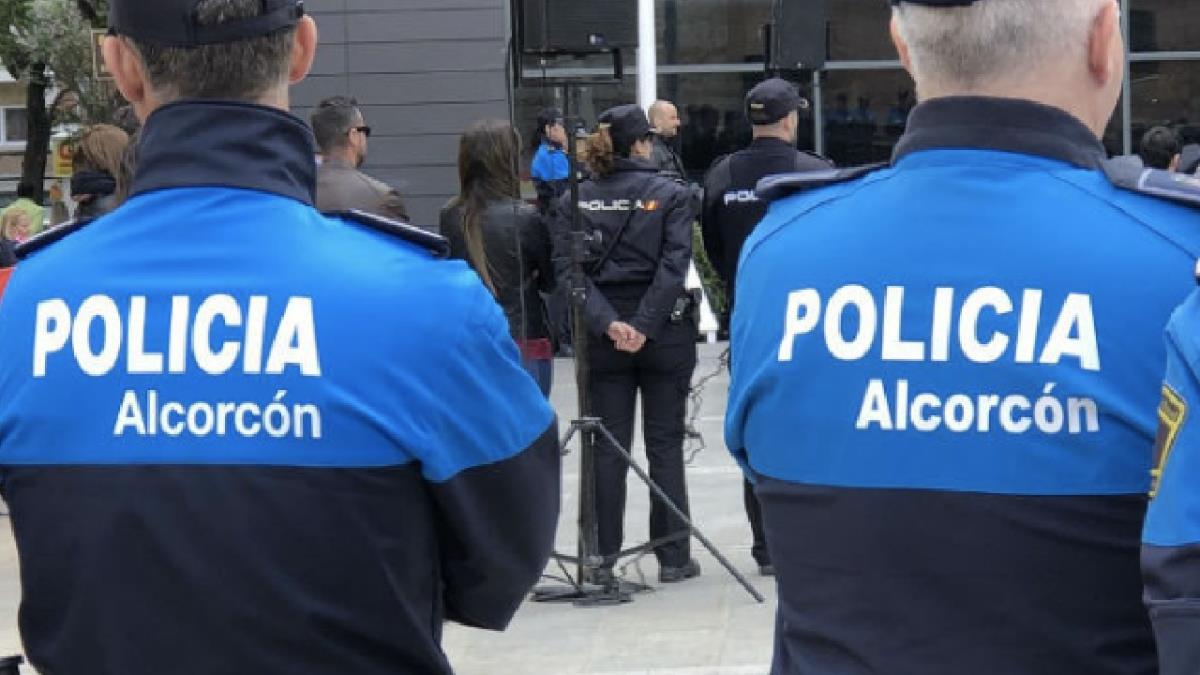 La Policía Municipal de la localidad endurece la normativa para los VMP
