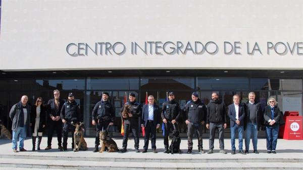 Novedosa jornada para equipos de guías caninos de Policía Local