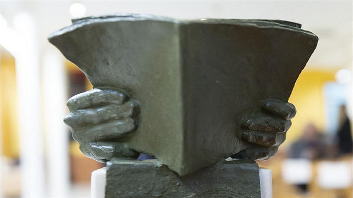 El ganador será premiado con 10.000 euros y la publicación de la novela 