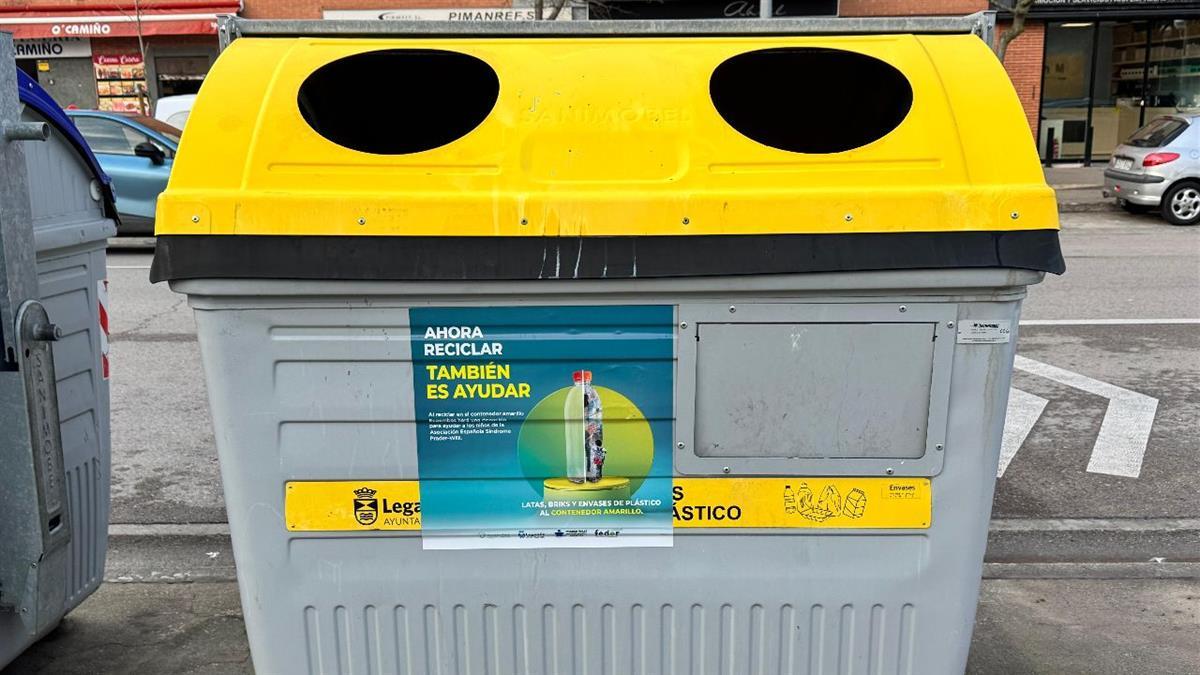 La campaña "Ahora reciclar también es ayudar" destinará 5.000 euros a la Asociación de esta enfermedad rara