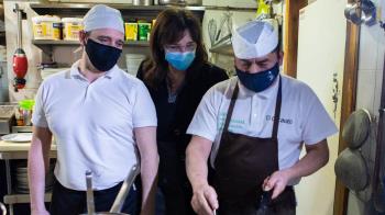 Cerca de unos treinta restaurantes van a ofrecer su menú a los vecinos