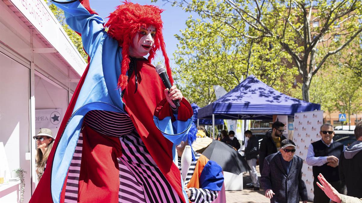 El objetivo es fomentar el comercio local en una jornada amenizada con música, talleres y catas