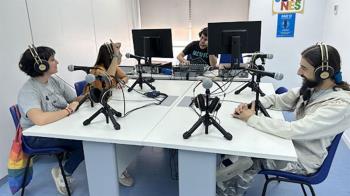 El Ayuntamiento ha habilitado un estudio en Dejóvenes Leganés para grabar podcasts