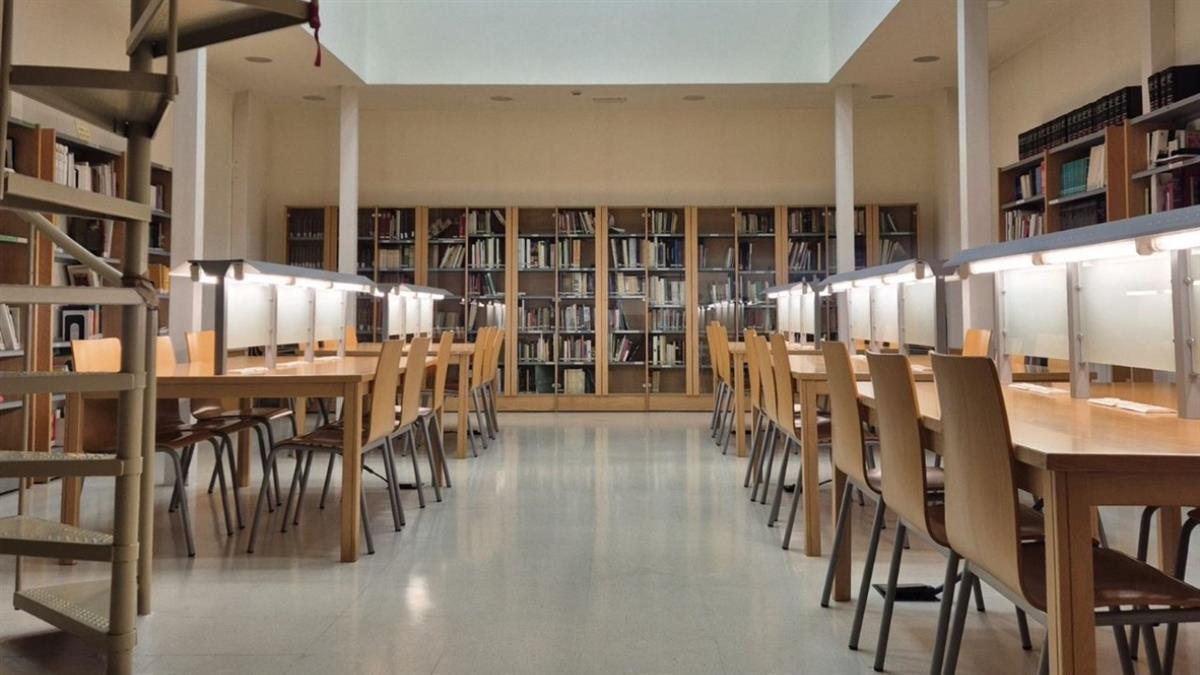 La biblioteca del Archivo de Arganda se ha habilitado para este uso