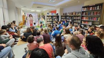 Prestigiosos autores de literatura infantil pasarán por la Biblioteca Municipal Dos de Mayo