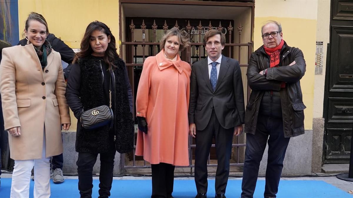 Marsillach y Enrique San Francisco se suman a este paseo en Madrid