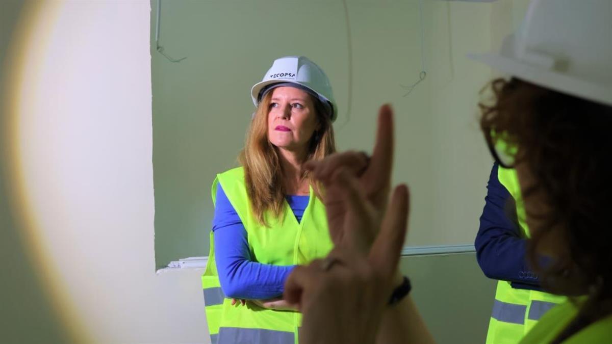 El Gobierno de Ayuso busca "reproducir la estructura y el funcionamiento" de un hogar