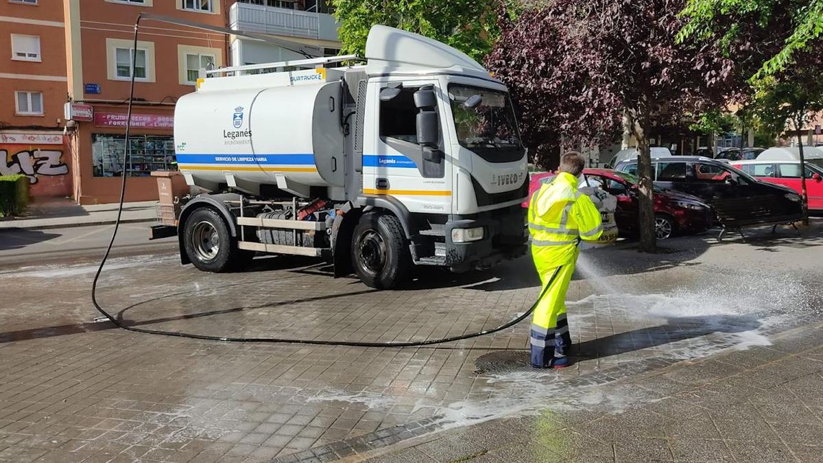 El Ayuntamiento ha adjudicado el nuevo contrato de limpieza que llega a los 13,3 millones de euros anuales, con un incremento de cerca del 30%