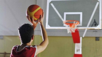 El Ayuntamiento y la Federación han firmado un convenio de colaboración para impulsar la práctica de esta disciplina 