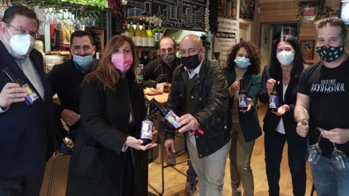 La diputada del PP en la Asamblea de Madrid, Alicia Sánchez Camacho, ha detallado las próximas ayudas que se van a otorgar 