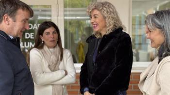 El alcalde acompañado de la concejala Marisa Peña ha dado la bienvenida a los nuevos responsables 