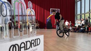 El Ayuntamiento de Madrid ha cedido un pabellón a la fundación, que realiza actividades deportivas con jóvenes en situación de vulnerabilidad
