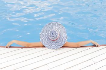 El Servicio de Salud desarrolla el Programa de Vigilancia y Control de Aguas de las piscinas comunes