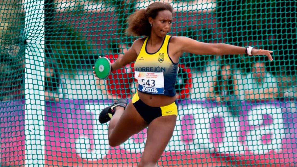 Se ha convertido en la mejor promesa del atletismo en esta modalidad