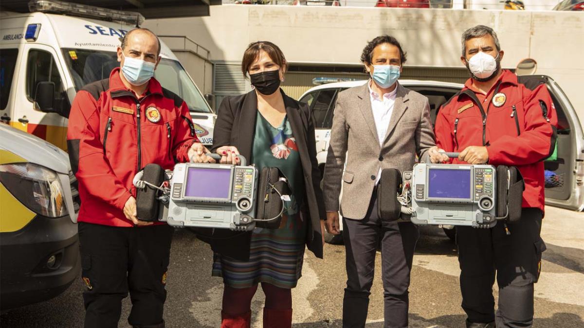 La alcaldesa de Pozuelo, Susana Pérez Quislant, ha presentado estos dispositivos instalados ya en tres ambulancias