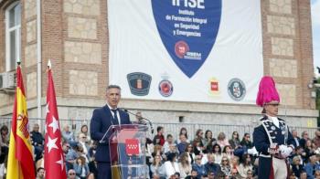 264 policías locales y 37 nuevos subinspectores se han incorporado tras superar el aprendizaje  