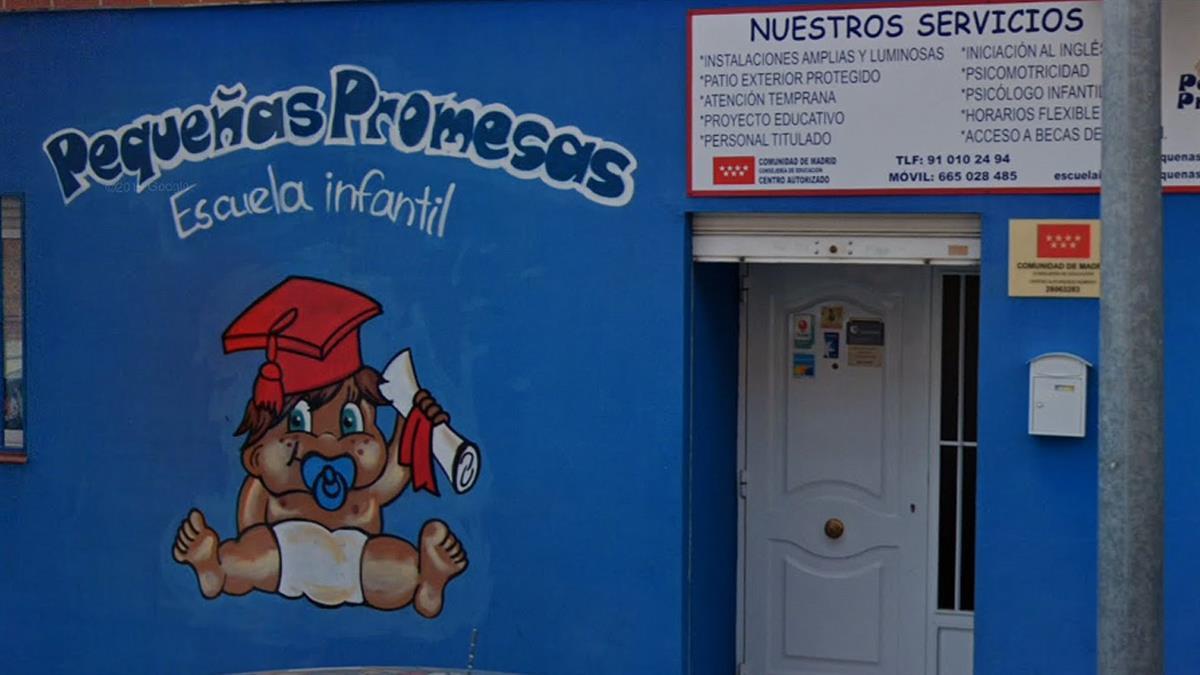 Se basa en el cariño, cuidado y respeto hacia los niños, haciendo las adaptaciones curriculares oportunas