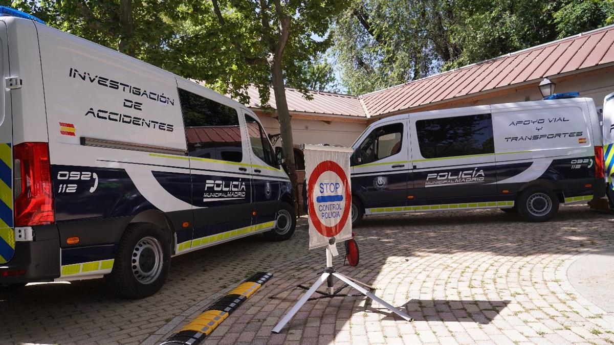 El Ayuntamiento invierte 2,8 millones de euros en nuevos camiones y furgonetas para modernizar la flota de la Policía Municipal y reforzar la seguridad