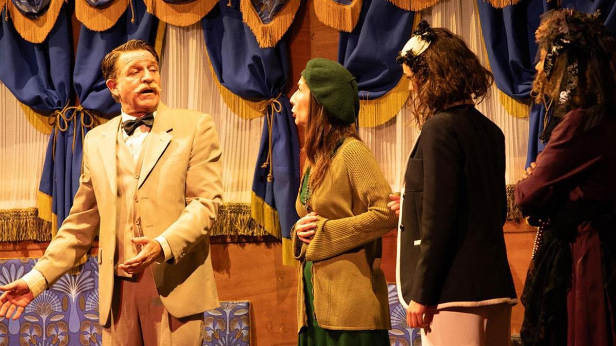 El Teatro José Monleón acoge esta nueva adaptación del clásico de Agatha Christie