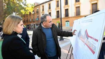 La alcaldesa se pronuncia sobre la renovación del entorno de la Plaza de los Cuatro Caños