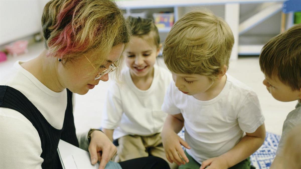 Serán los encargados de la dinamización y ejecución de las actividades lúdicas, así como del cuidado y la animación de los niños