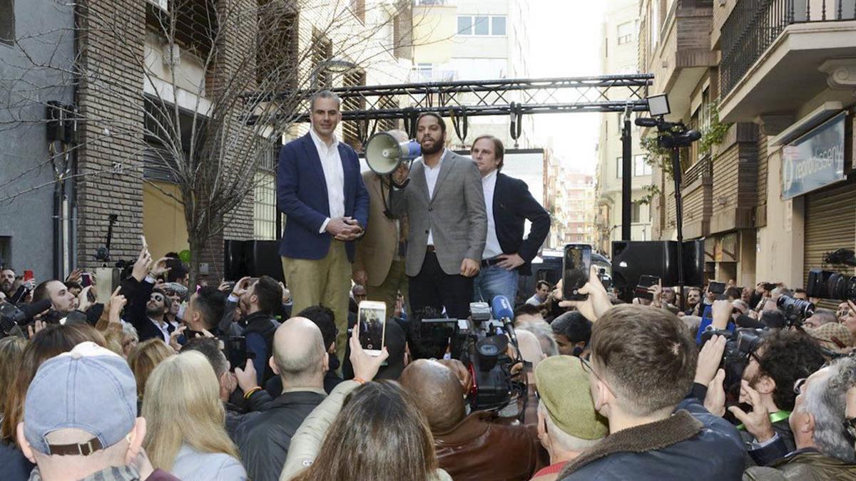 El edil deja la Secretaría del partido y se convierte en vicepresidente 