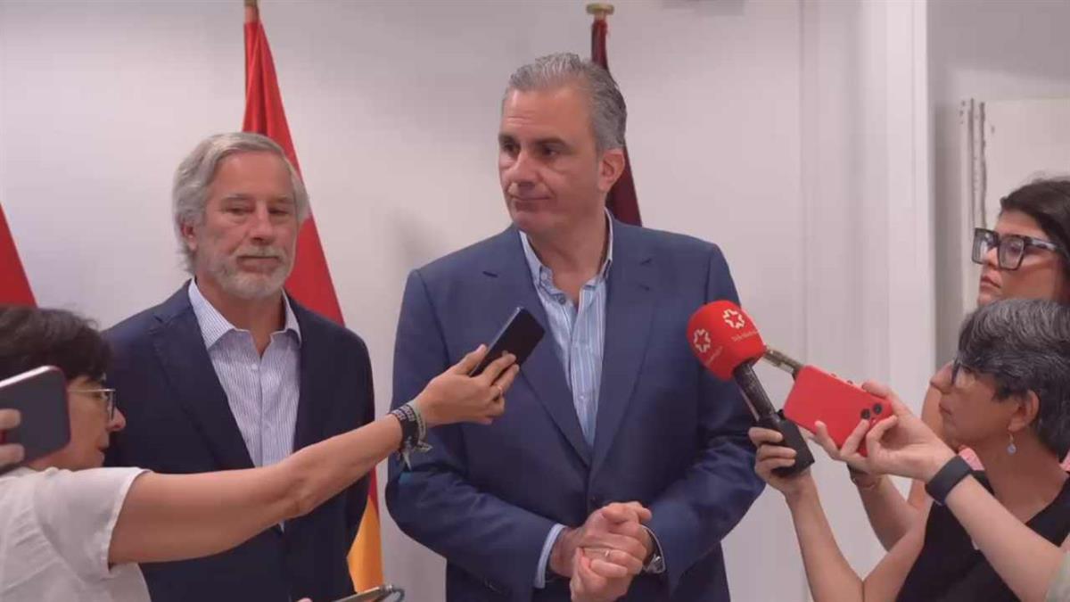 El portavoz de VOX advierte que el PP, PSOE y Más Madrid “desprecian la neutralidad constitucional”