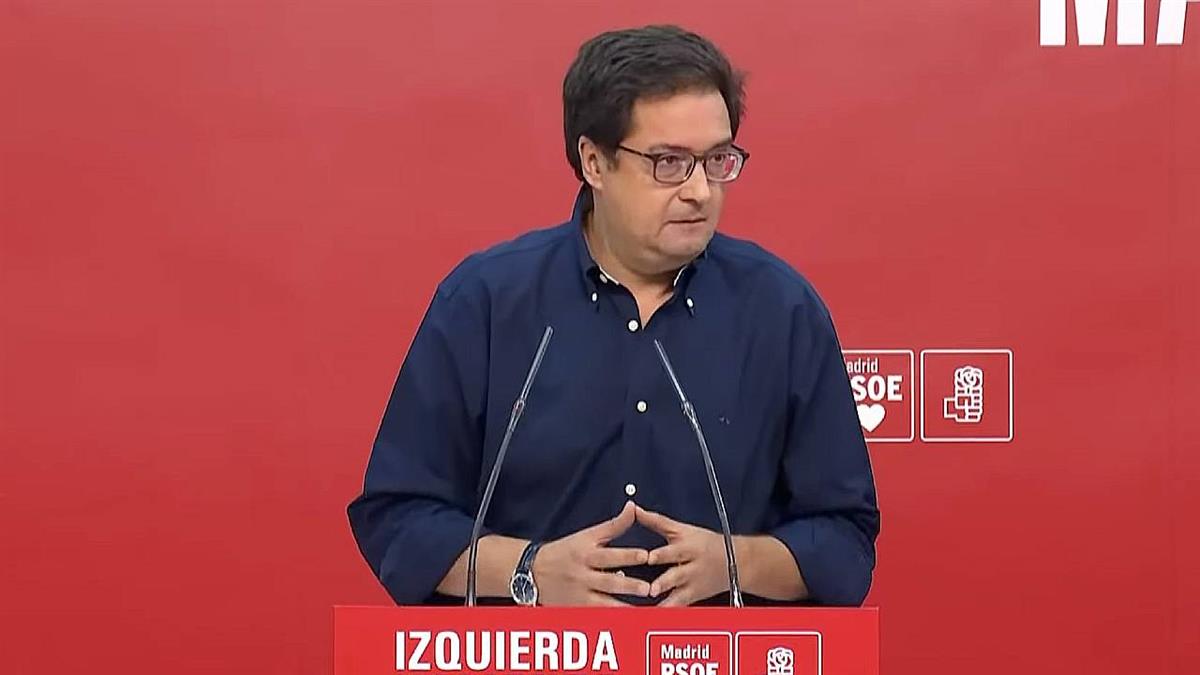 El secretario general del PSOE de Madrid cree que Emilio Viciana "es la primera víctima del Ayusazo universitario"