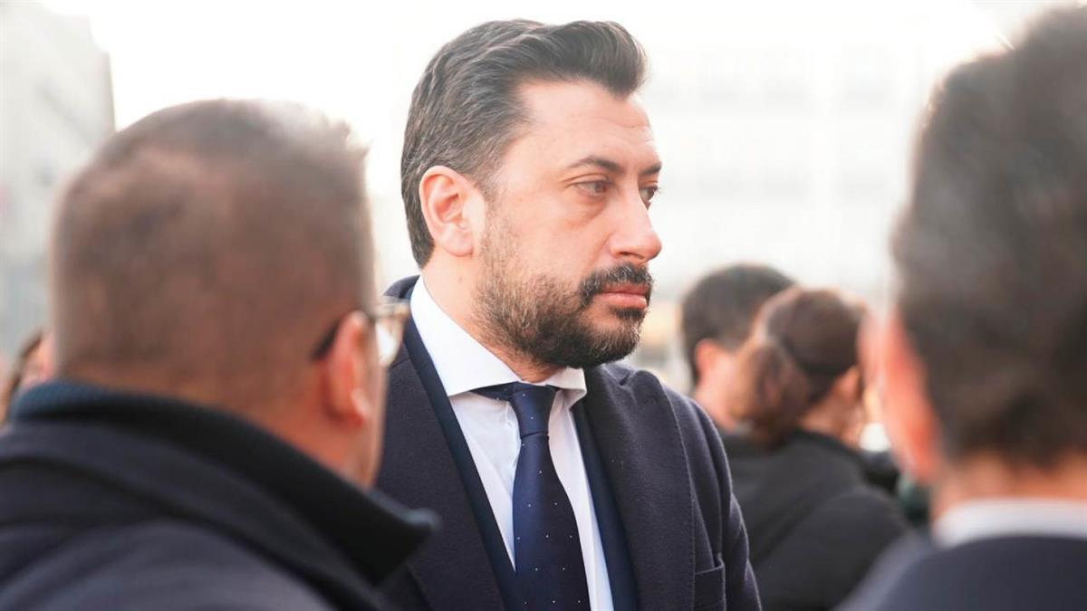 Carlos Díaz-Pache asegura que “donde sí las hay es en el caso de Koldo, Ábalos y Sánchez”