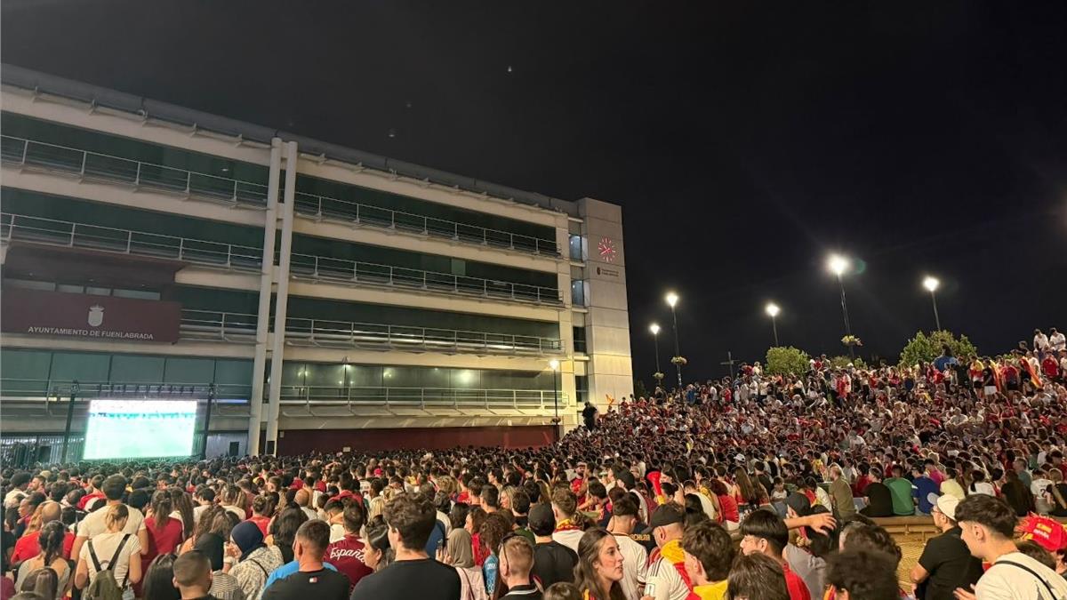 El Ayuntamiento instalará nuevamente una pantalla gigante en la plaza de la Constitución para seguir la finalísima entre España y Argentina
