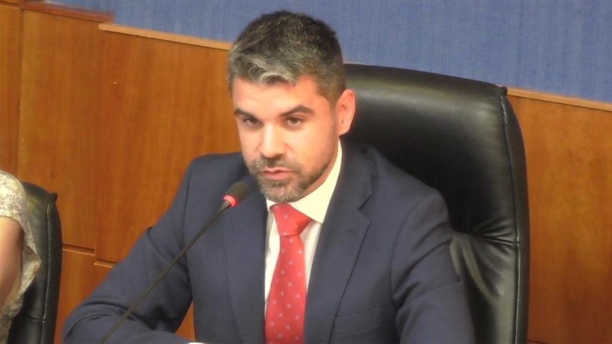 El candidato 'popular' da la bienvenida al cargo narrando la transformación que vivirá la ciudad 