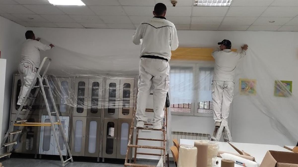 El consistorio ha contratado a desempleados para realizar estas actuaciones