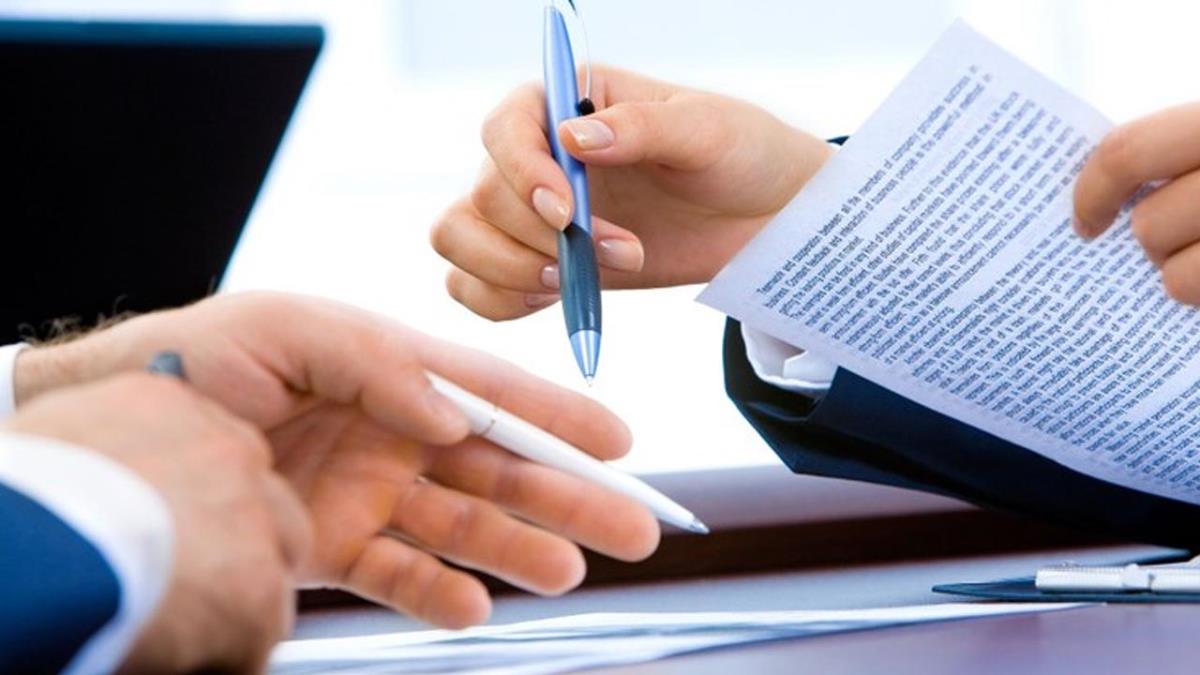 Lo hará bajo tres programas de empleo 