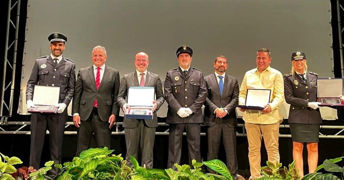 El ayuntamiento homenajea a más de un millar de personas voluntarias